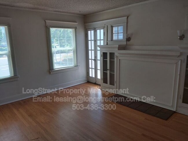 Building Photo - 205 NW Kings Blvd
