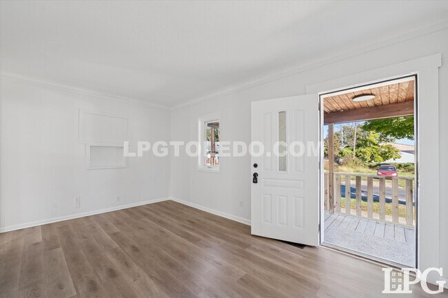 Foto del edificio - 4013 Caroline Ave