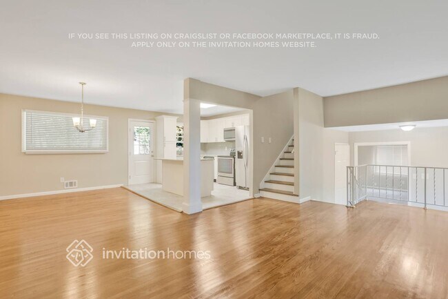 Foto del edificio - 2132 Rosewood Rd