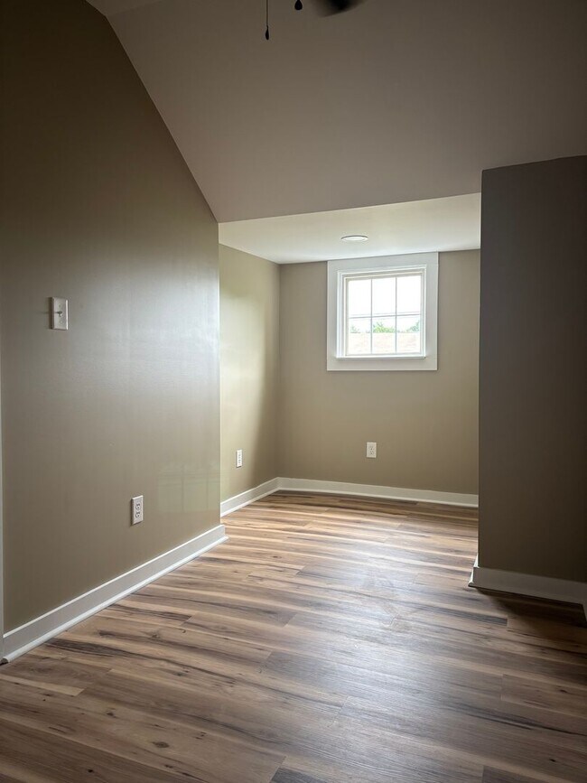 Foto del edificio - 4 Bedroom home south of Salisbury, NC