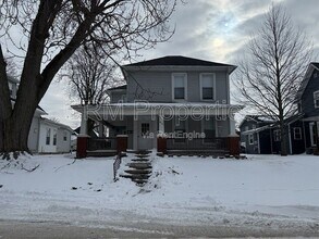 Building Photo - 517 W Jefferson St