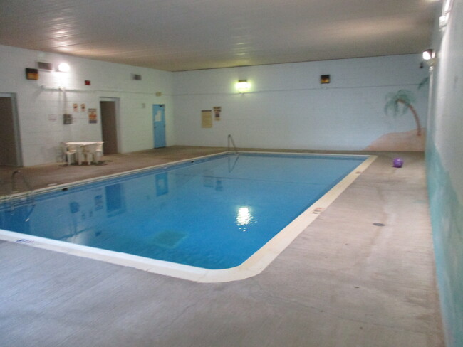 Riverview Heated Indoor Pool - Riverview Estates and Sunset Apartments