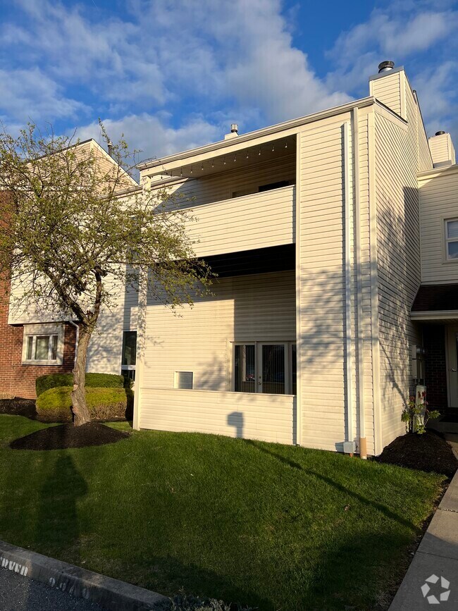 Mckenzie Place Apartments for Rent Pittsburgh, PA 1 Rentals