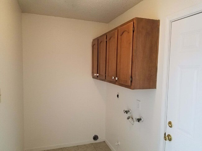 Foto del edificio - 2014 Rycroft Dr