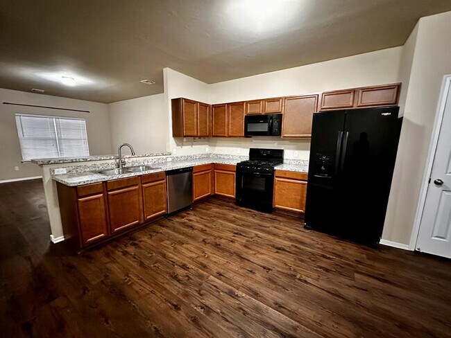 Foto del edificio - 13228 Bridgewater Dr