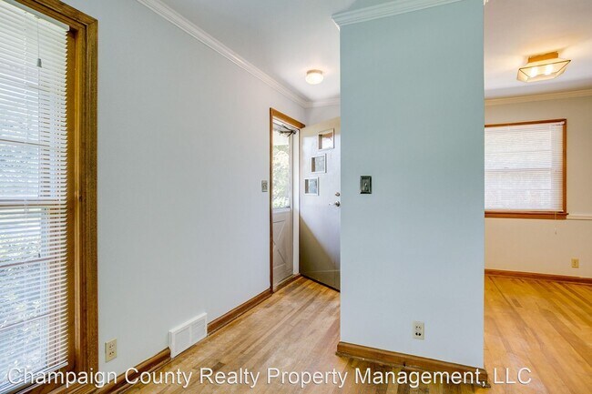 Building Photo - 3 br, 2 bath House - 2110 Boudreau Dr.