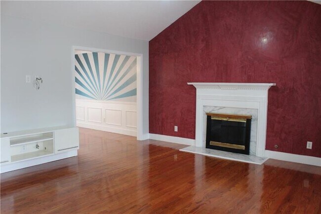 Foto del edificio - 2648 Morning Glory Pl NW