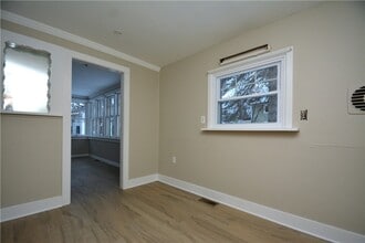 Building Photo - 27 Boughton Ave