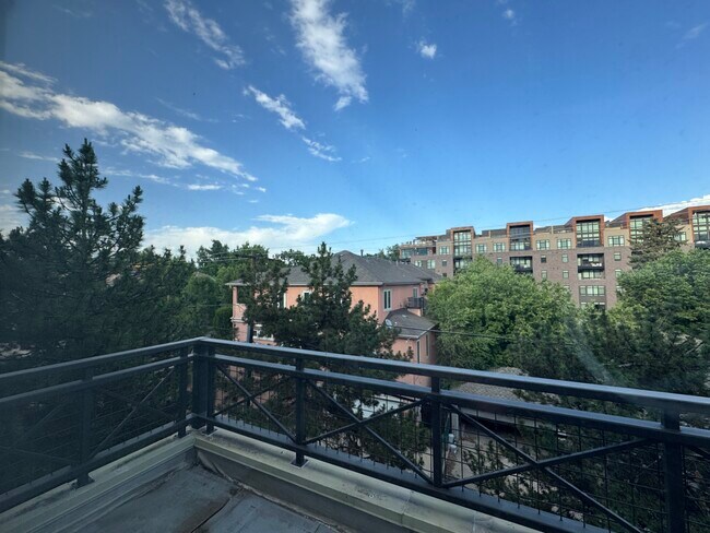 Balcony - 180 Cook St
