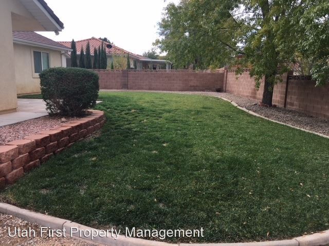 Building Photo - 3 br, 2 bath House - 3038 Willow Dr