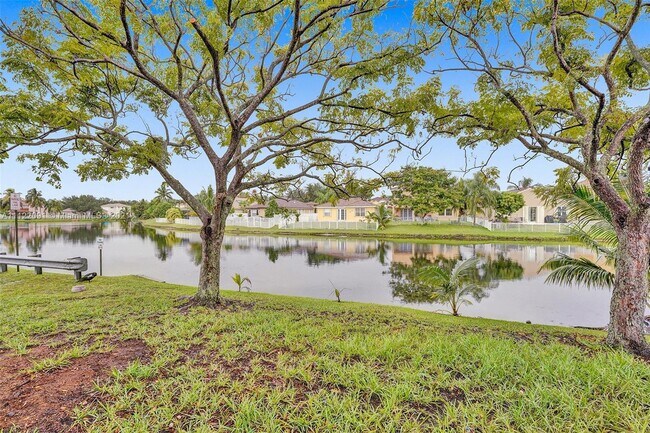 Building Photo - 12695 SW 28th Ct