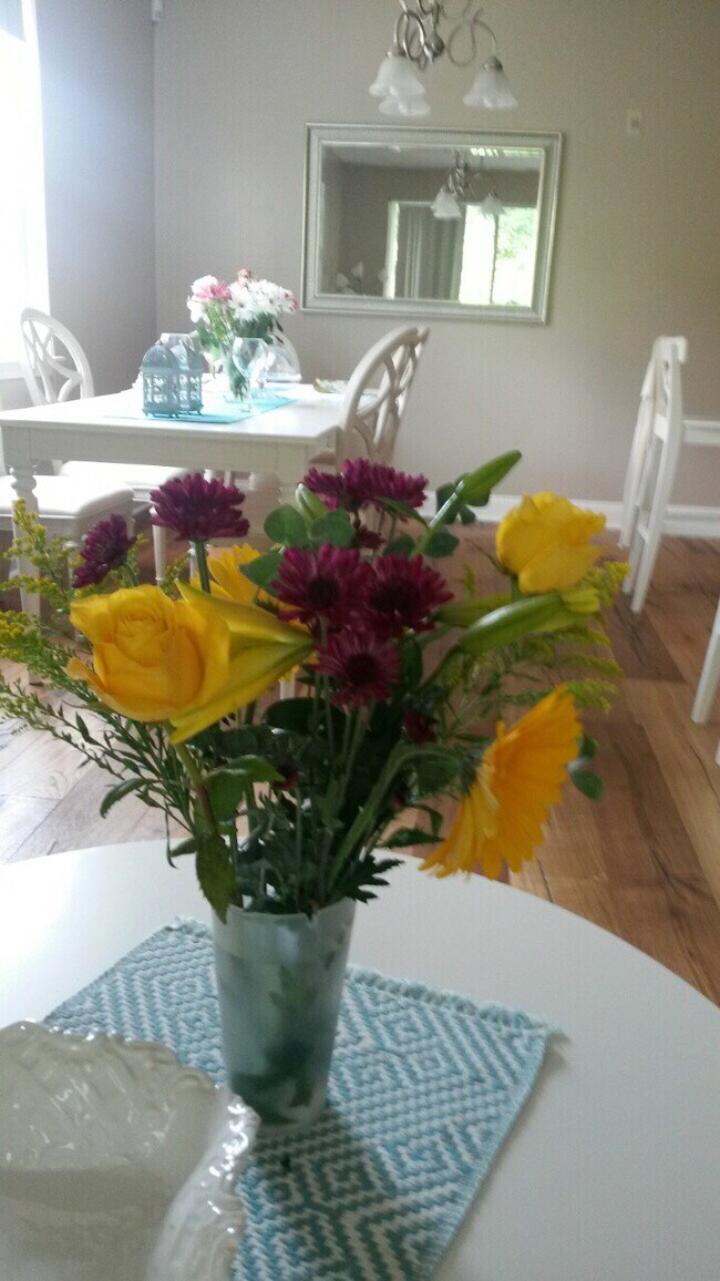 Living Room - 1310 Kenilworth Ave