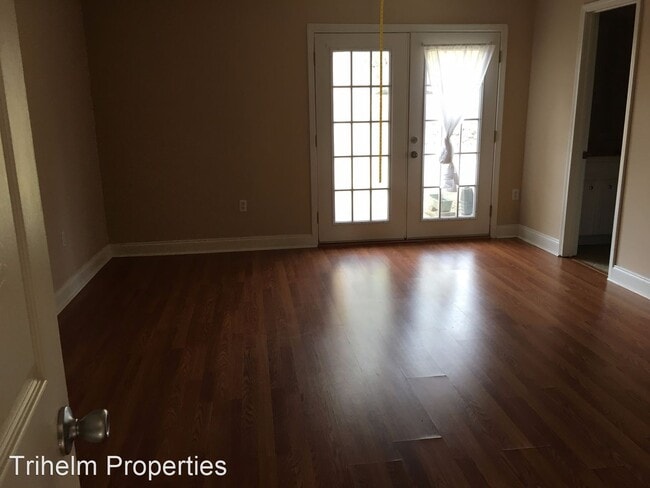 Building Photo - 3 br, 2 bath House - 130 Twin Oaks Drive
