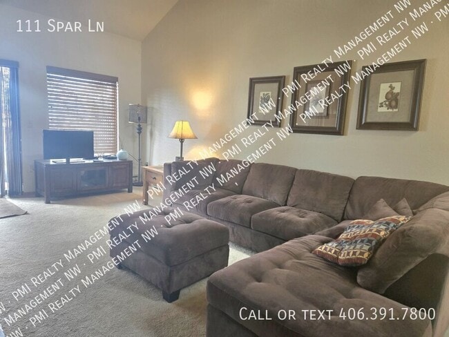 Building Photo - 111 Spar Ln