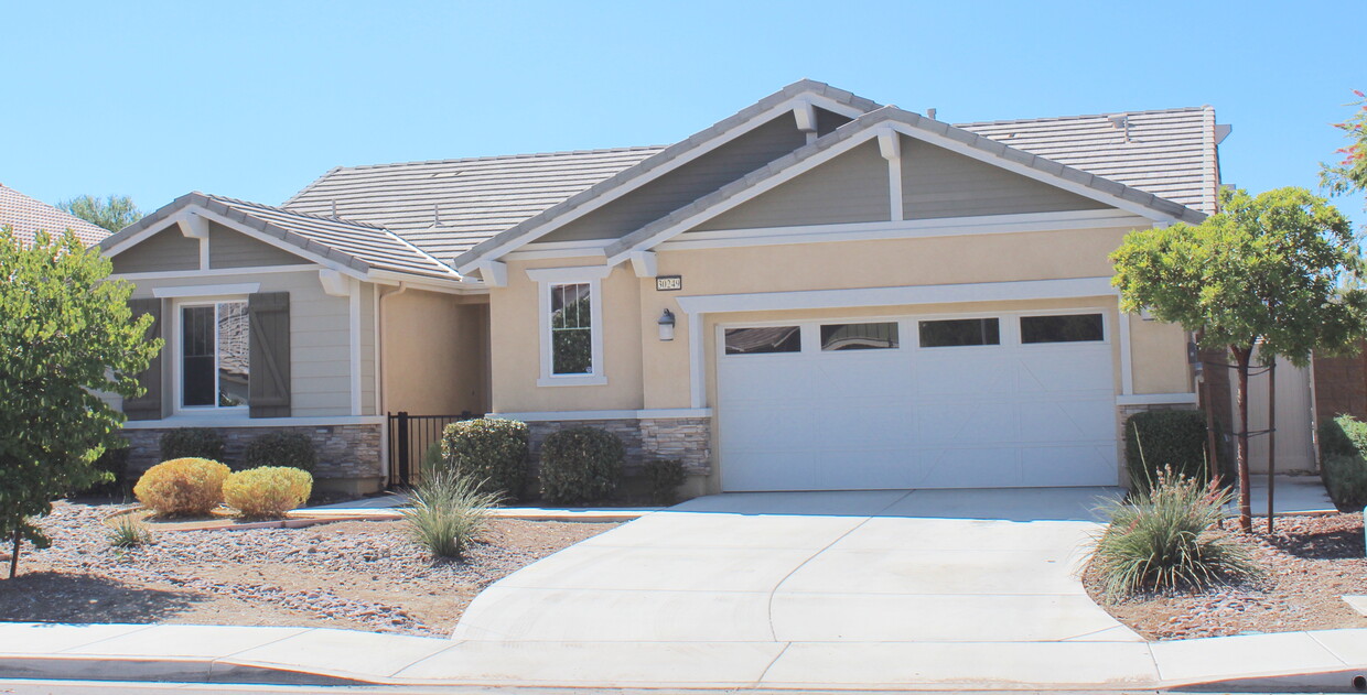 Primary Photo - 30249 Bristol Gate Ln