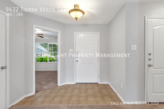 Foto del edificio - 9432 Tierra Verde Dr