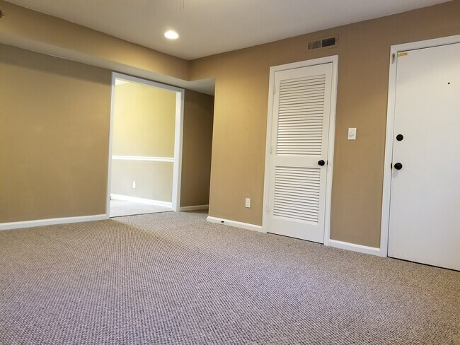 Foto del edificio - 944 Floyd Ave SW
