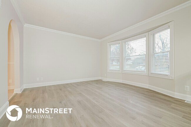 Foto del edificio - 838 E 125th Terrace