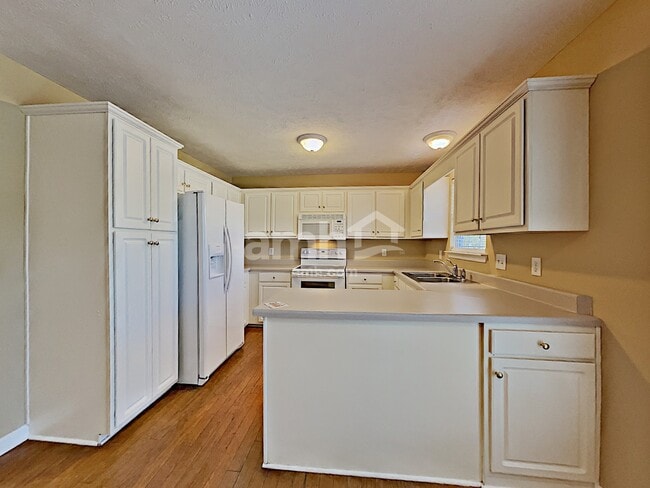 Building Photo - 212 Parrish Pl
