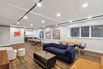 Interior Photo - OLO