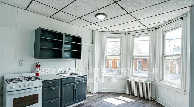 Foto del edificio - 1649 Allengrove St