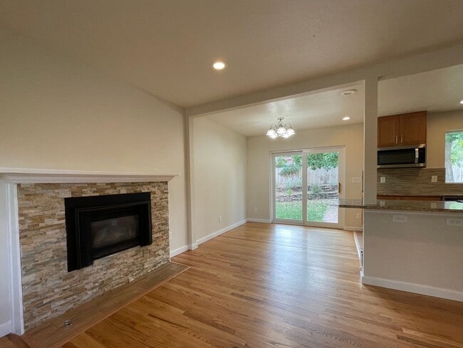 Building Photo - 4272 Graham Ct