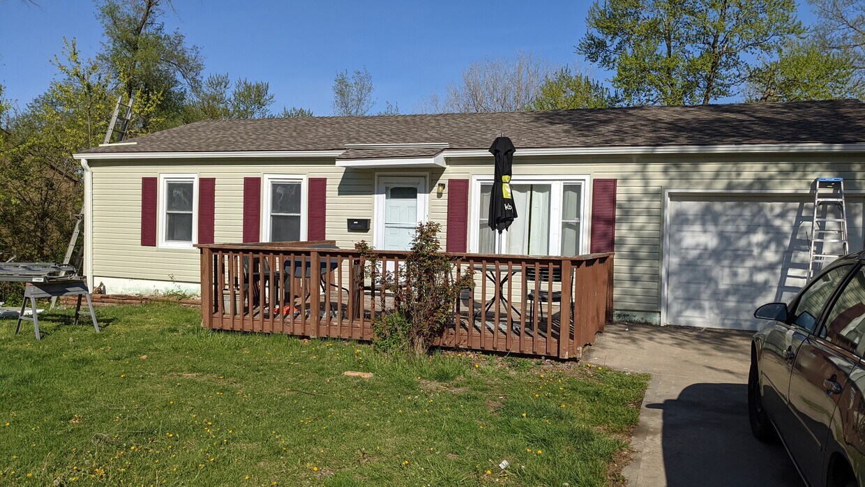 Best looking home on the block! - 15314 Fuller Ave