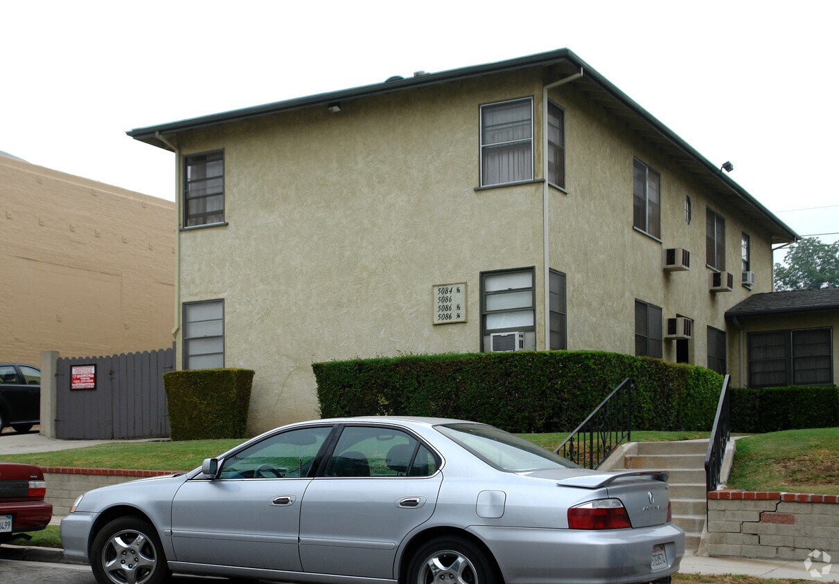 Building Photo - 5080 Hermosa Ave