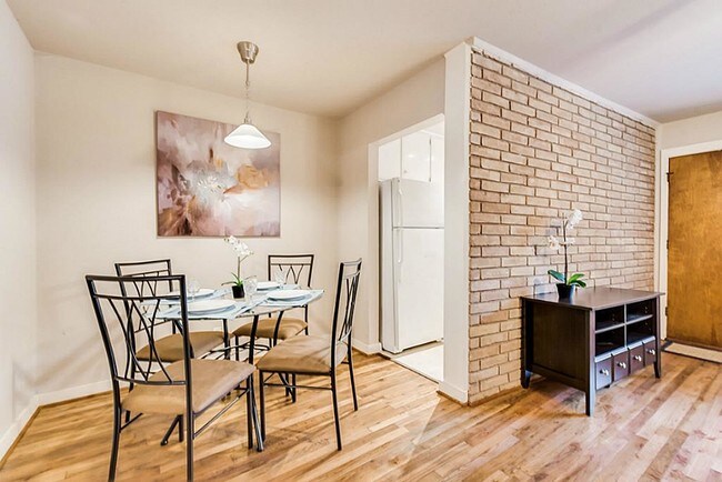 Foto del edificio - 6218 Gehring St