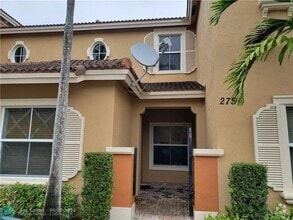 Building Photo - 2751 SW 120th Terrace
