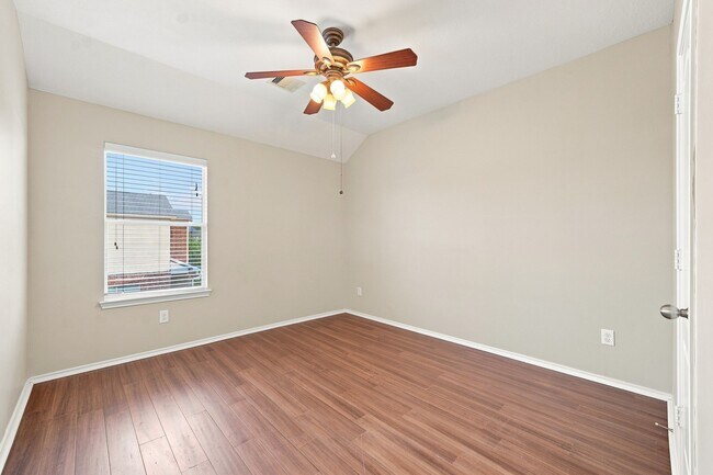 Foto del edificio - 18810 Lantern Cove Ln