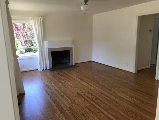 Foto del edificio - 4070 NE 8th Ave