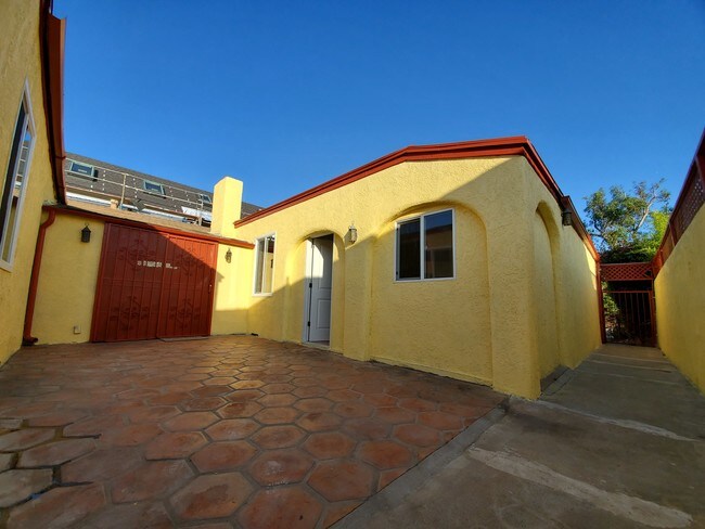 Foto del edificio - 2937 Virginia Ave