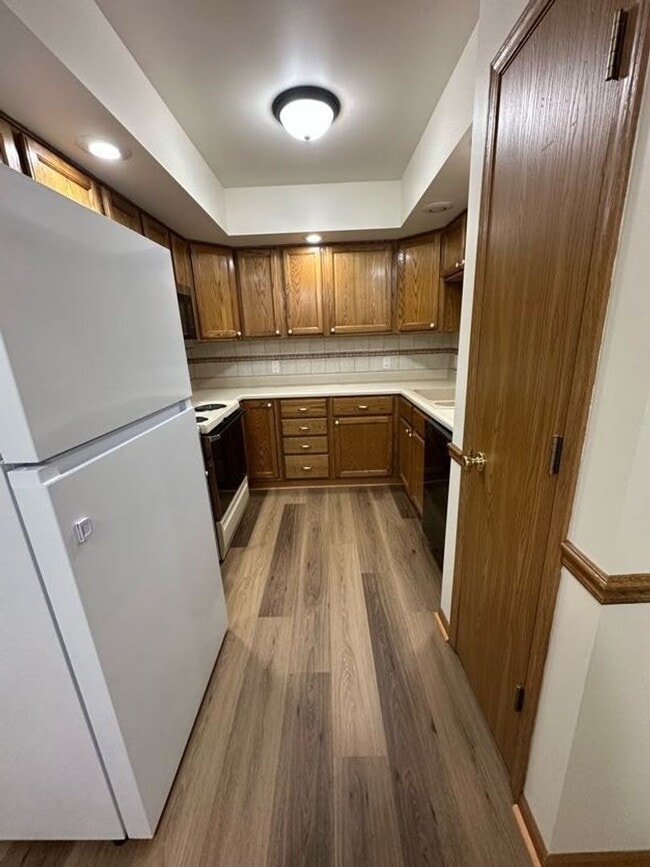 Foto del edificio - Ellis Avenue Duplex
