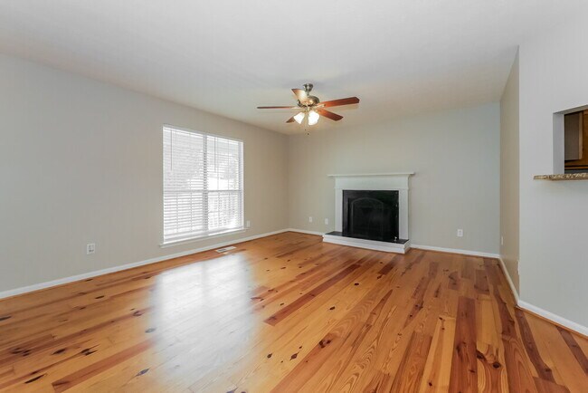 Foto del edificio - 4162 Sterling Pointe Dr