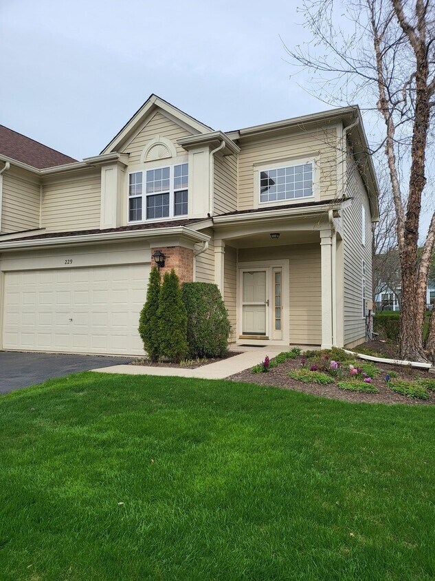 Foto principal - 229 Hawk Ct