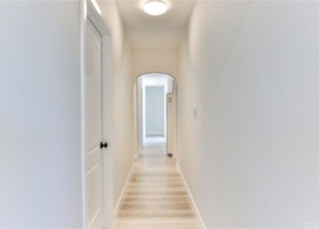 Hallway - 1130 W 69th St
