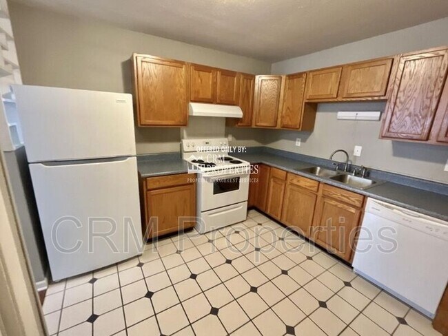 Building Photo - 5409 Arrowhead Blvd