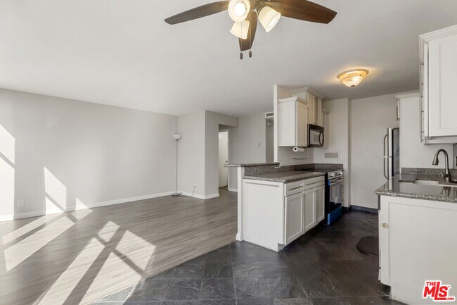 Foto del edificio - 100 Atlantic Ave