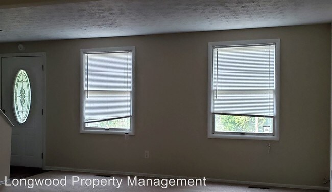 Building Photo - 4 br, 2.5 bath House - 5737 Bramblevine Dr