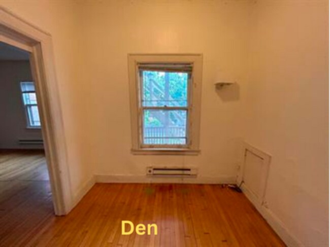 Building Photo - 109 E Gorham St