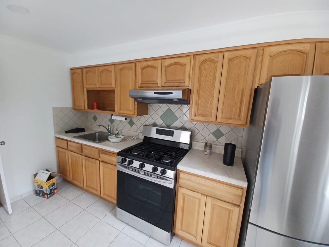 Foto principal - 10607 101st Ave
