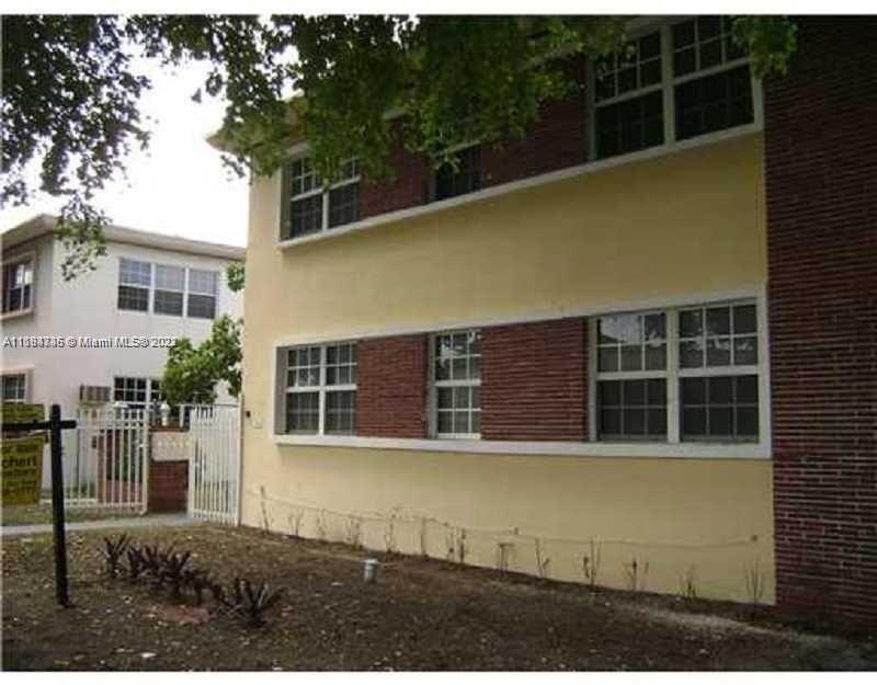 Foto del edificio - 1241 Normandy Dr