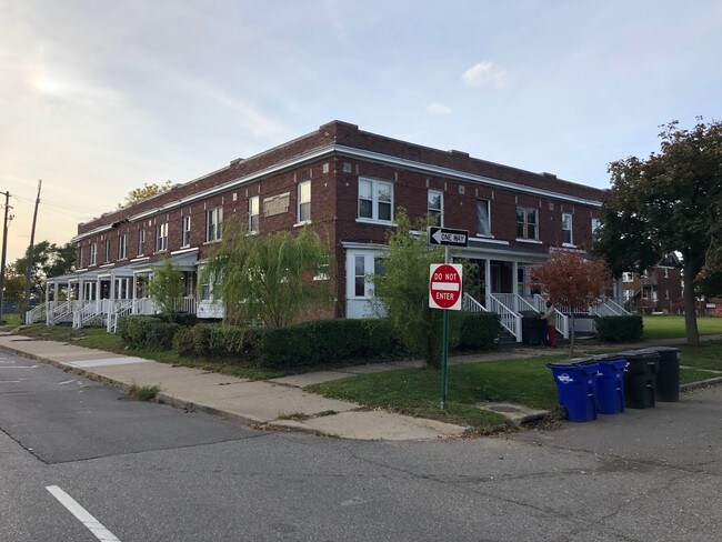 Foto del edificio - 5013 Vermont St