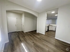 Building Photo - 2401 Living Rock Ave