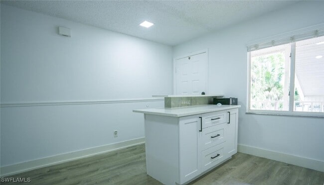 Foto del edificio - 3451 County Barn Rd