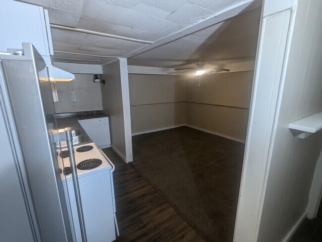 Building Photo - Voyager Apartments