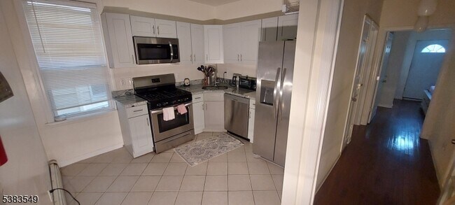 Foto del edificio - 180 N 16th St