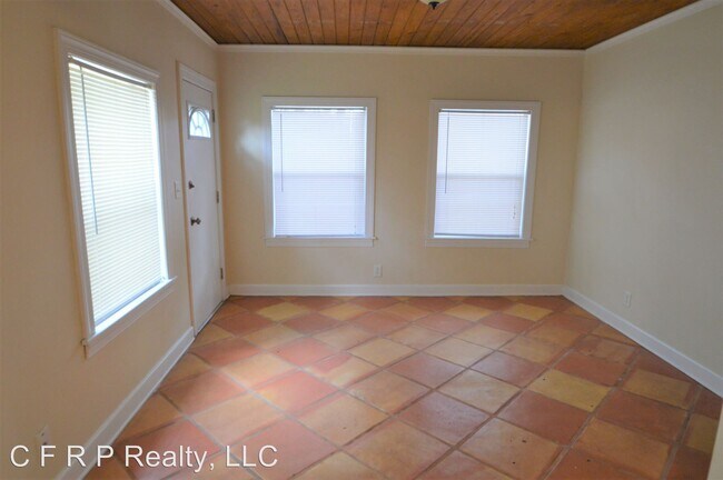 Building Photo - 2 br, 1 bath House - 3211 Anderson Pl