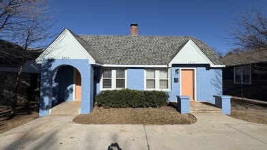 Building Photo - 1823 NW 38th St